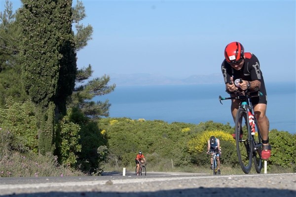 Tarih kokan şehre yakışacak bir yarış: Gelibolu Triatlonu