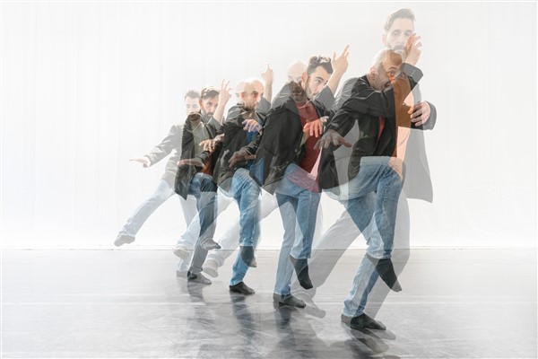 “Evvel Bahar İçinde” dans performansı Sakıp Sabancı Müzesi Fıstıklı Teras’ta