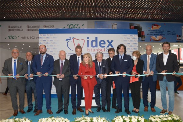 IDEX İstanbul yabancı ziyaretçi rekoru ile açıldı