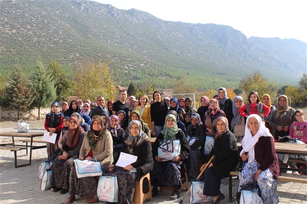 Kırsal Bölge Eğitim Seminerlerine ödül