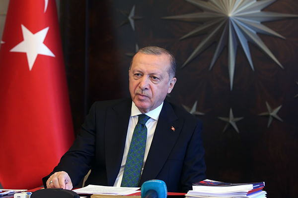 Cumhurbaşkanı Erdoğan, Avrupa şampiyonu Tekvando Milli Takımı'nı tebrik etti