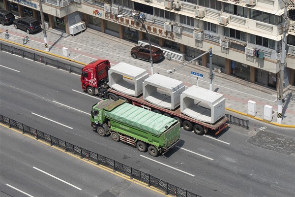 Shanghai’de işletmeler aşamalı olarak açılıyor