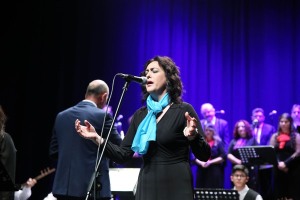 Halk müziği öğrencilerinden yılsonu konseri