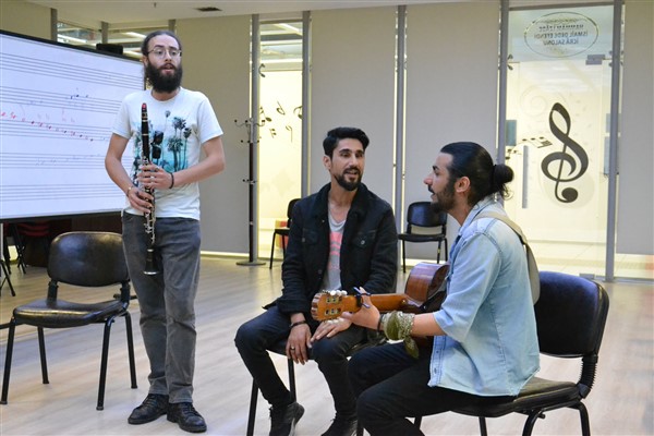 Sokak sanatçıları, festivale hazırlanıyor