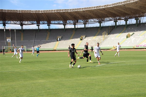 Şanlıurfaspor : 3 Nazili Belediyespor: 1
