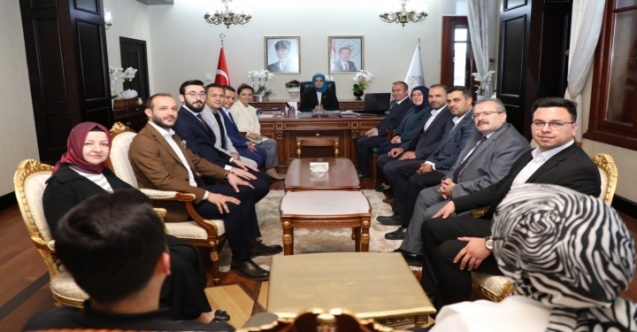 AK Parti İl Yönetimi Vali Yiğitbaşı Ziyaret Etti