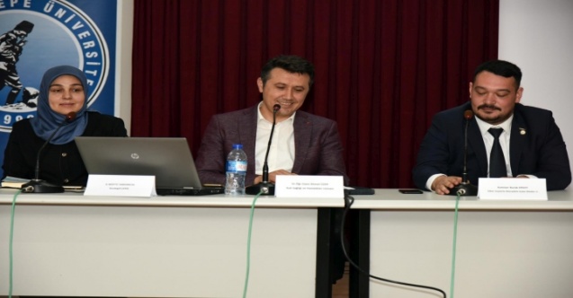 AKÜ’de “Gençlik ve Sosyal Medya” Paneli Düzenlendi