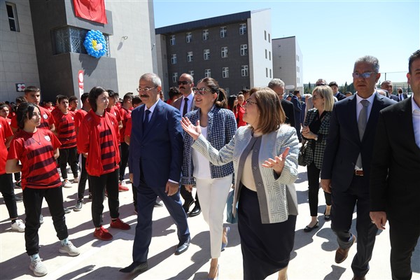 Şahin: “Gaziantep deyince artık akla sporcu çocuklarda gelecek”