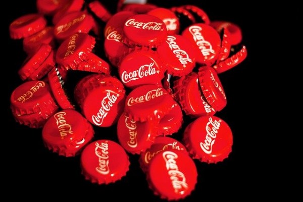 Coca Cola'nın satış geliri yüzde 52,4 arttı