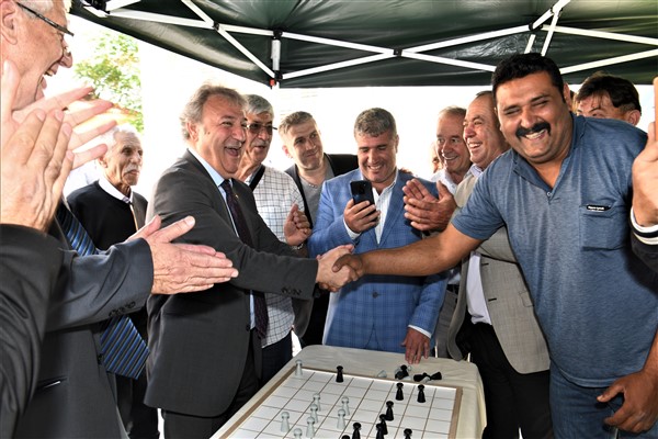 Bornova’da dama heyecanı