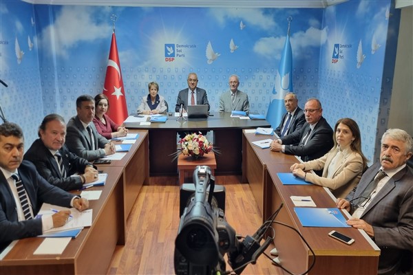 DSP Başkanlık Kurulu, gündemi değerlendirmek üzere toplandı