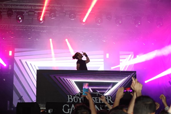 Gençlik Festivali, ikinci gününde konserler ve yarışmalarla dolu dolu devam etti