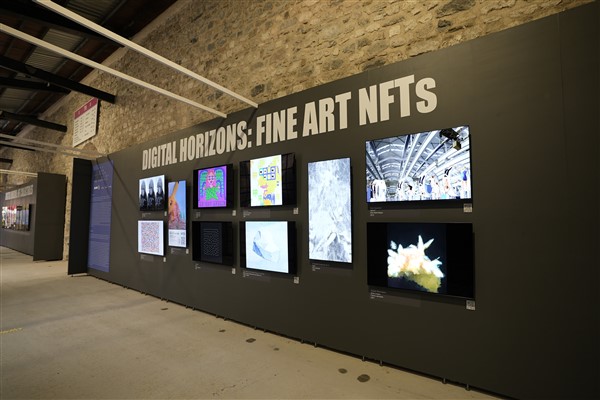 CI Bloom’a LG OLED İşbirliği