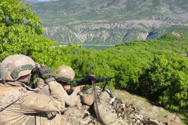Gri kategorideki PKK’nın mayıncısı terörist etkisiz hale getirildi
