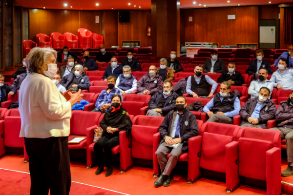 Bakan Akar ve beraberindeki TSK komuta kademesi geceyi Çukurca’da geçirdi