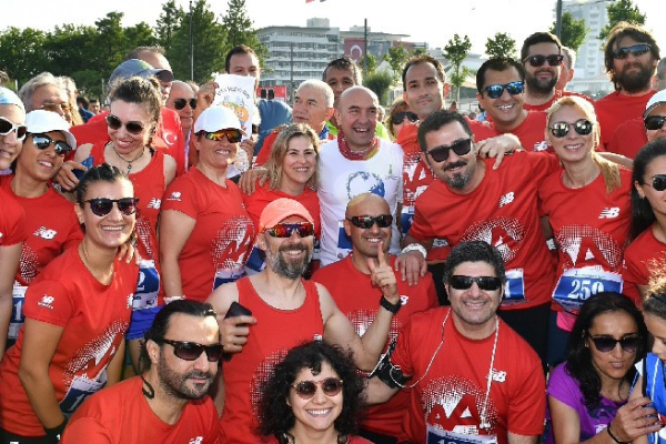 İş Sanat’ın “Parlayan Yıldızlar” konserleri devam ediyor