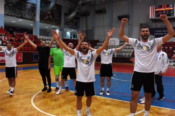 Nazlıaka’dan, Ankaragücü’ne şampiyonluk kutlaması ziyareti