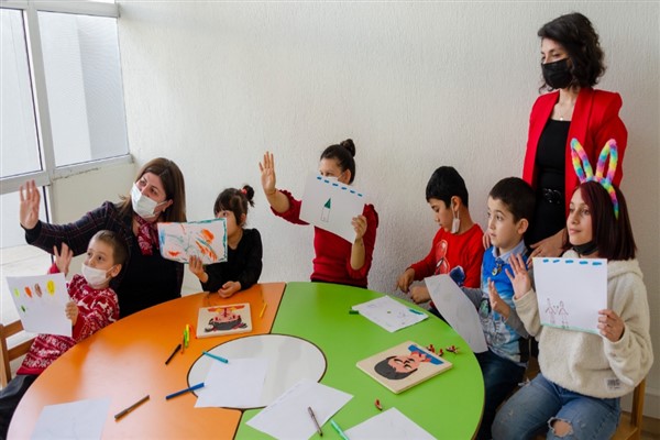 Engelsizizmir Eğitim Merkezi’ne ailelerden tam not