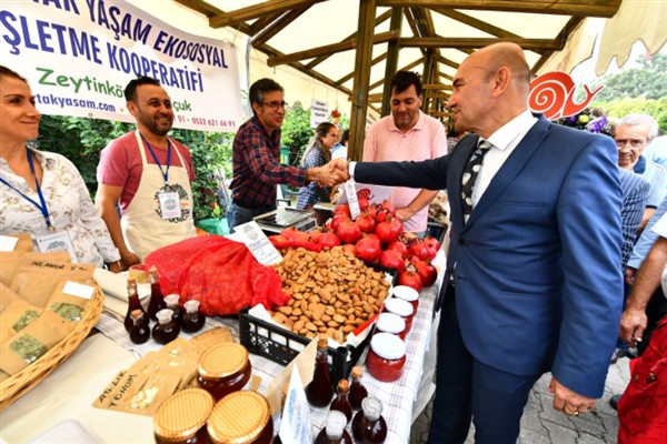 Zübeyde Hanım Anneler Günü'nde anıldı