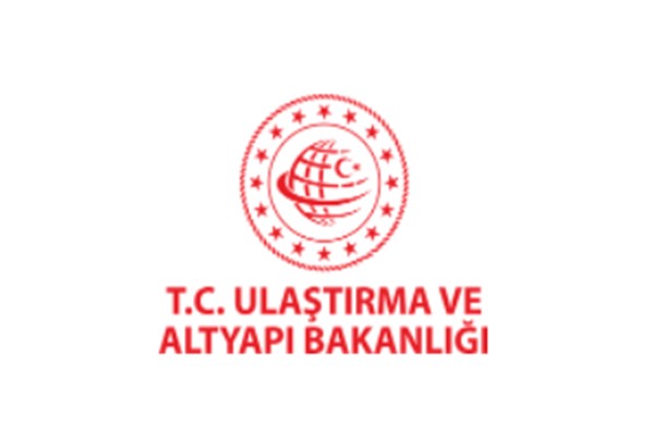 Karaismailoğlu: Taşova Sanayi Mahallesi Köprüsü ile ulaşım standardını yükseltiyoruz