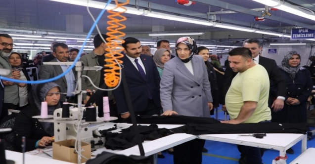 Vali Yiğitbaşı Çobanlar’da Tekstil Fabrikasında İncelemelerde Bulundu