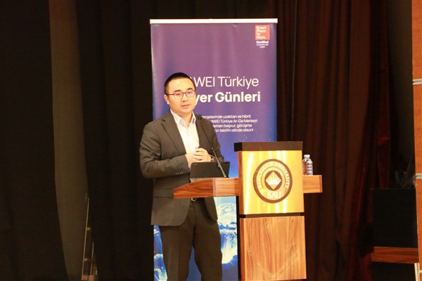 Huawei Kariyer Günleri’nin son durağı Bahçeşehir Üniversitesi