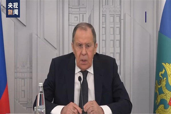 Lavrov’dan Batı’ya uyarı: