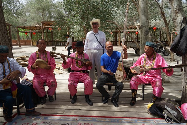 Çin’i 70 kez ziyaret eden bir sinologun gözünden Xinjiang ve Tibet