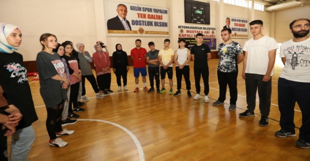 Afyonkarahisar Belediyesinden Gençlere Bir Destek Daha
