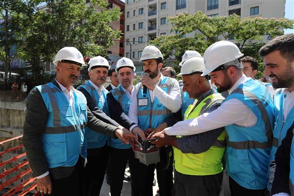 Bağcılar’da Şehir Kütüphanesi ve Tiyatro Binası’nın temeli atıldı