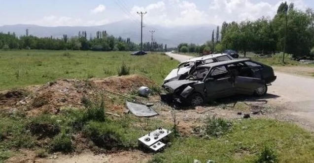 Korkunç Kazada Kişi Öldü 1 Kişide Yaralandı