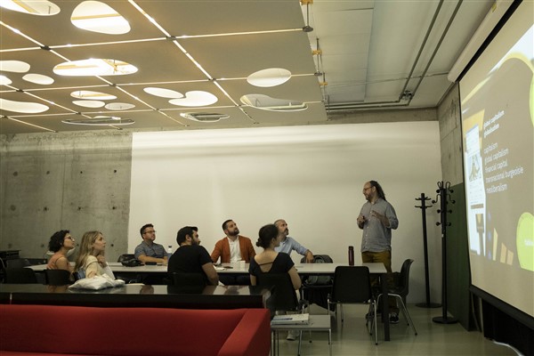 İstanbul Bilgi Üniversitesi “Gelişmekte Olan Ülkelerde Spor ve Kalkınma” başlıklı seminer düzenledi