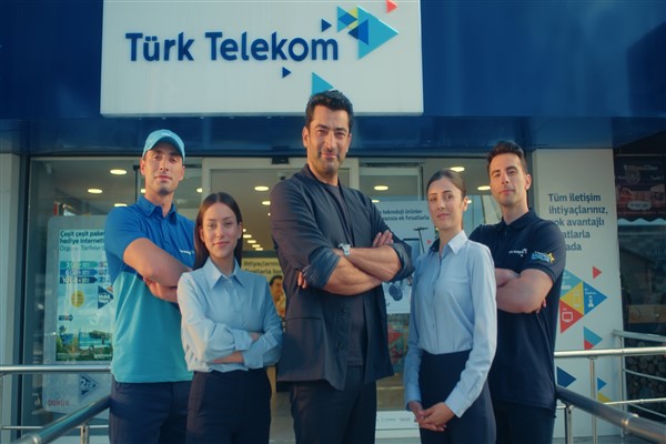 Türk Telekom, Kenan İmirzalıoğlu ile “Muhatabı Var” diyor