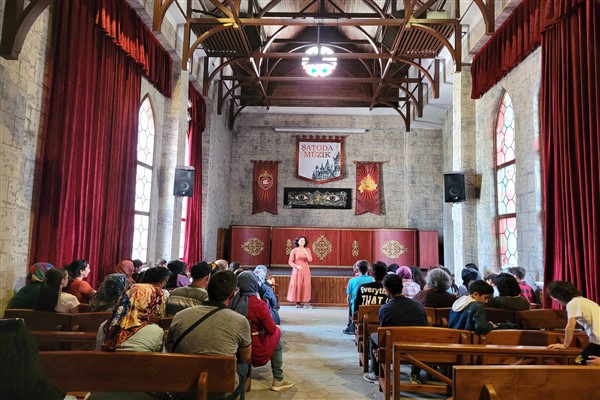 Masalcı çocuklar sahnede