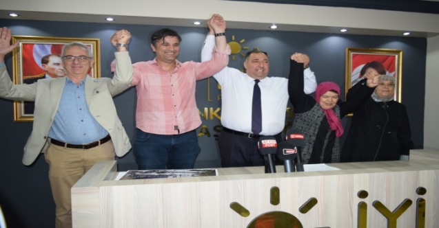 Mısırlıoğlu, “Hazine bom boş, ülkeyi iflasa götürüyorlar.”
