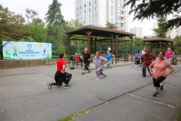 Küçükçekmece’de açık havada spor keyfi