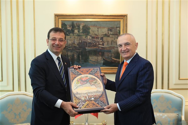 Arnavutluk Cumhurbaşkanı’ndan İmamoğlu’na: 