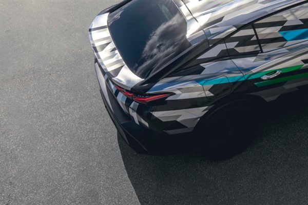 Peugeot 408’de mükemmellik hedefiyle tanıtım öncesi son testler