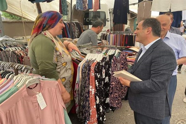 Başkan Keleş Ferizli'yi ziyaret etti