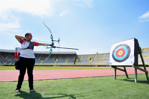 Şampiyon okçu Sıla Özdemir’in yeni hedefi olimpiyat