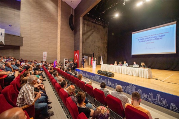 Örnekköy kentsel dönüşüm projesinde beşinci etap heyecanı