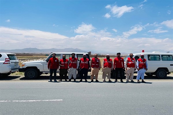 Türk Kızılay Afganistan'daki ekiplerini depremzedeler için seferber etti