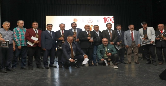 Uluslararası Şiir Yarışmasında Dereceye Girenler Ödüllendirildi