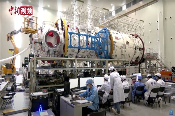 Çin, yeni insanlı taşıyıcı füzede prototip geliştirme aşamasına ulaştı