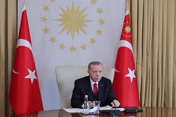 Cumhurbaşkanı Erdoğan, Ermenistan Başbakanı Paşinyan'la görüştü
