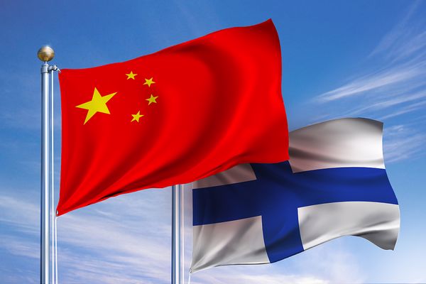 Wang Yi, Finlandiya dışişleri bakanı ile telefonda görüştü