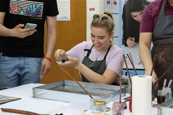 KAYMEK’ten Mostar’da ebru atölye çalışması