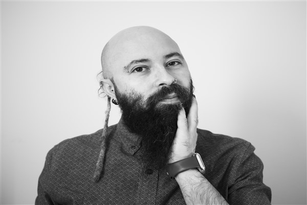 Alper Fıratlı'dan yeni tekli 'Konuşmamız Lazım'