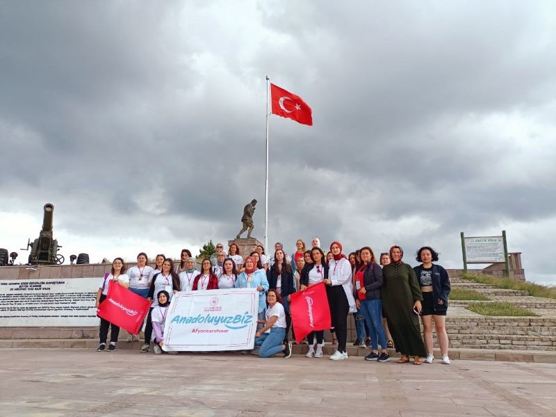 Bolu’dan gelen öğrenciler Afyon’u gezdi
