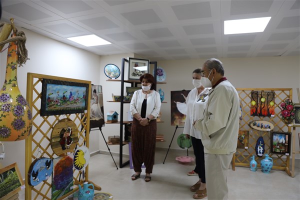 Büyükerşen'den Çiftelere sergi ziyareti
